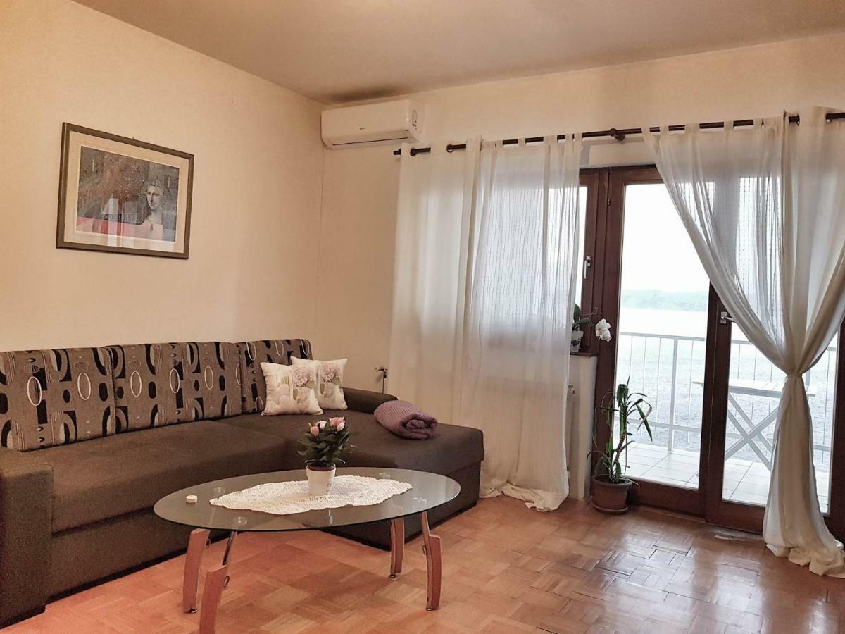 Apartman Ada Senj  Luaran gambar